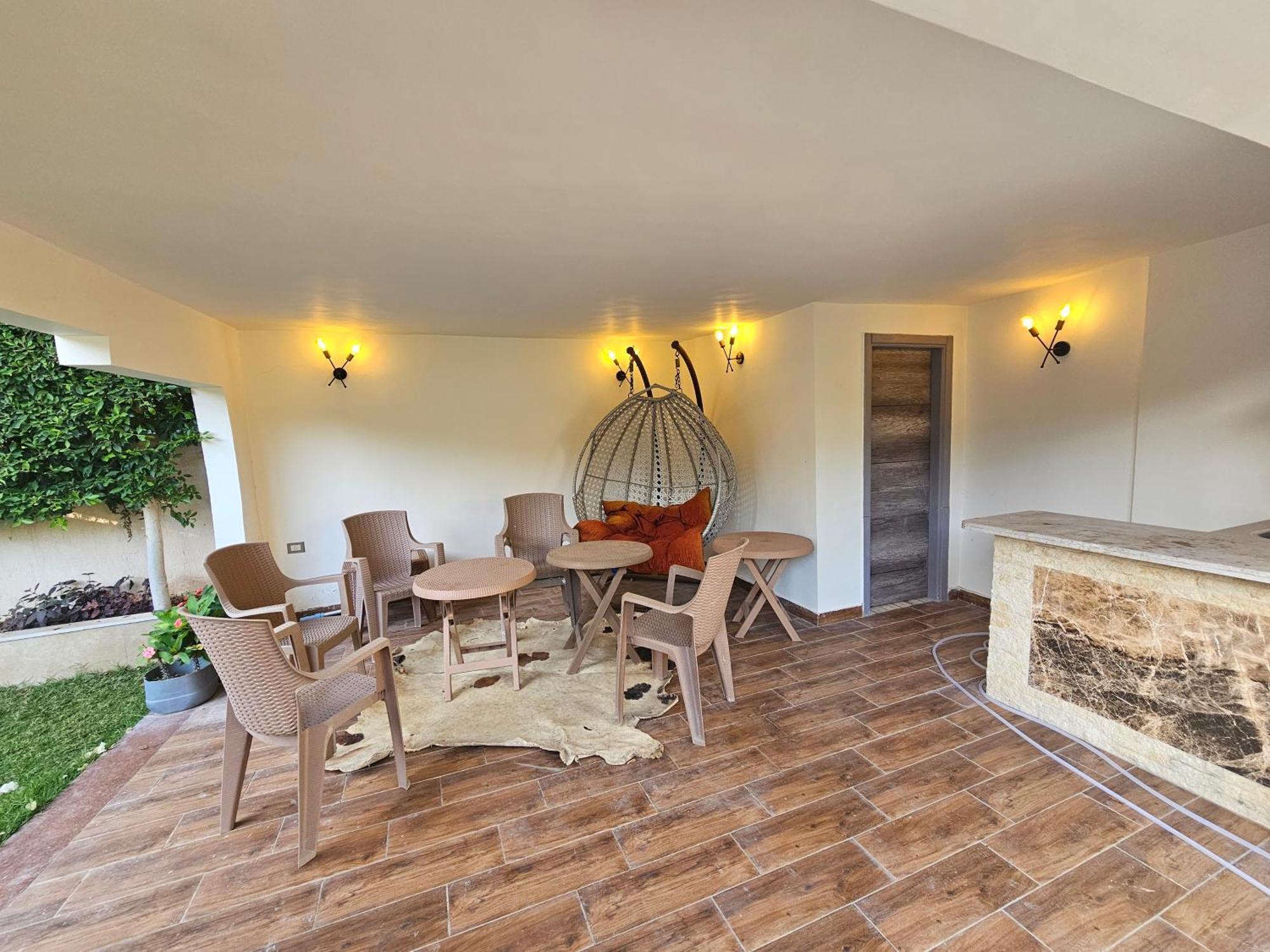 Private Near Alex Airport -for Families Only Vila