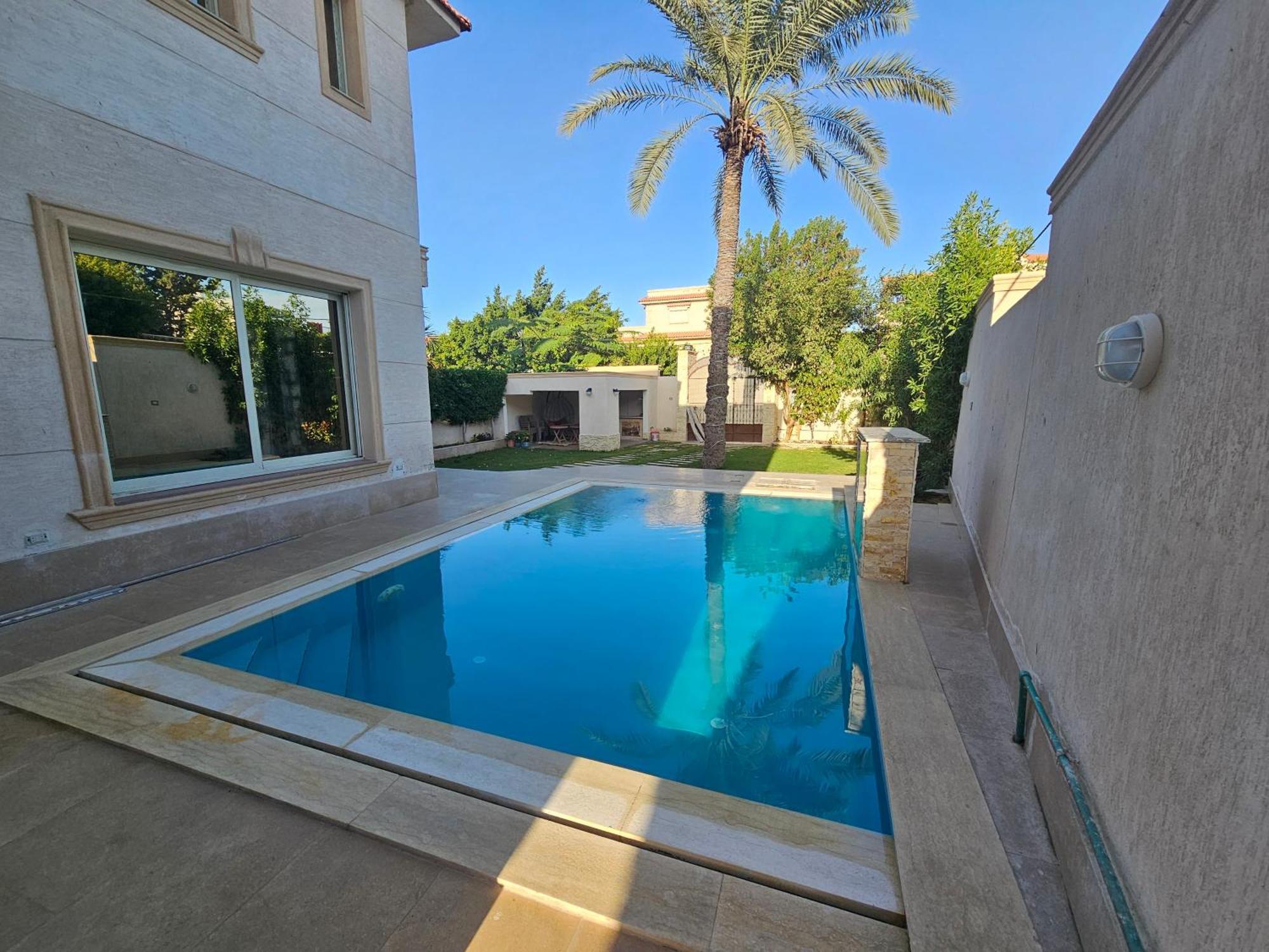 Private Near Alex Airport -for Families Only *